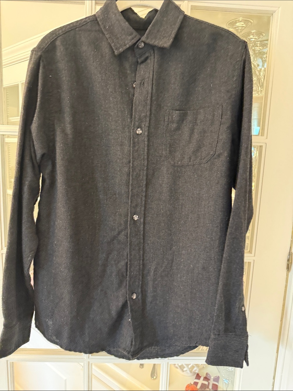 Men's Black Long-Sleeve Casual Button-Down Shirt